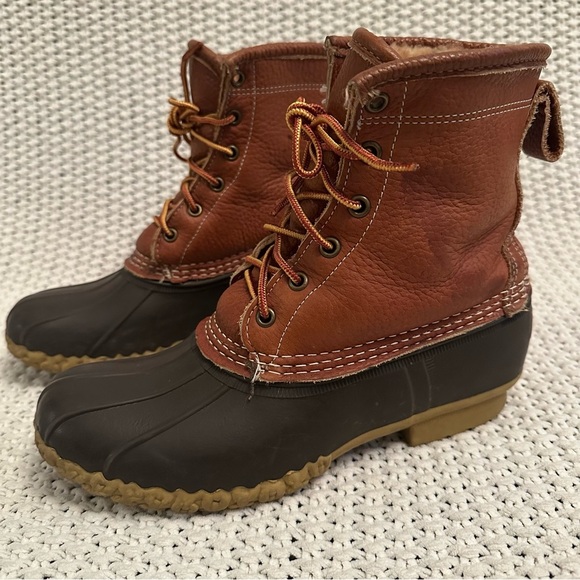 L.L. Bean Shoes - LL Bean Boots 8” Shearling Lined Tan/Brown Tumbled Leather Women’s Sz 8M USA 🦆